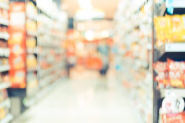 Süpermarket mağaza ürün rafı bokeh li ile arka plan bulanıklık