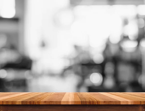 Mesa de madera vacía con fondo borroso café blanco y negro — Foto de Stock