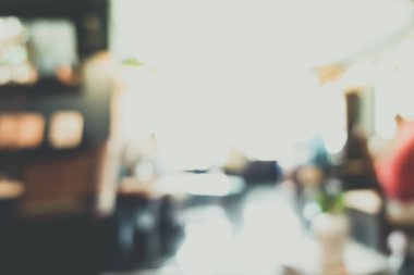 Kafede oturan arka plan bulanık insanlar arka plan bulanıklık