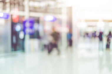 Arka plan bulanık Terminal kalkış c Bagaj ile seyahat