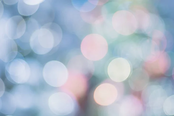 Abstrato cor borrão decoração bola e corda de luz no Natal — Fotografia de Stock