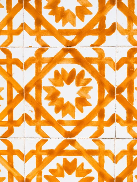 Cerâmica azulejos laranja portugueses — Fotografia de Stock