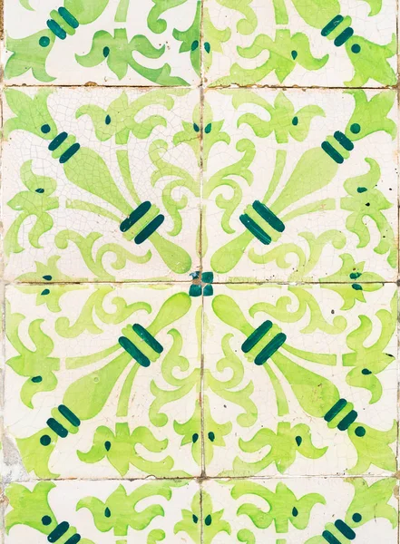 Old tiles in Old Town of Lisbon — Stock Photo, Image