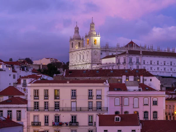 Stadtbild von Lissabon bei Sonnenuntergang — Stockfoto