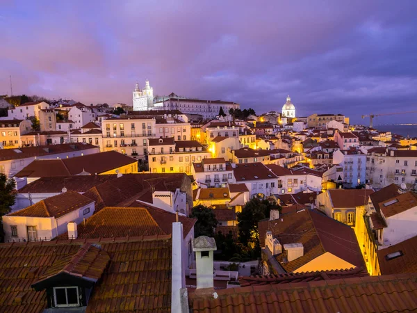 Міський пейзаж Лісабон від Portas do Sol — стокове фото