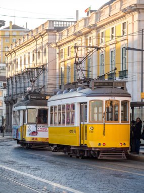 Praça üzerinde eski tramvaylar Comercio yapmak 