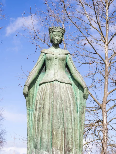 Estatua de Eleanor de Viseu —  Fotos de Stock