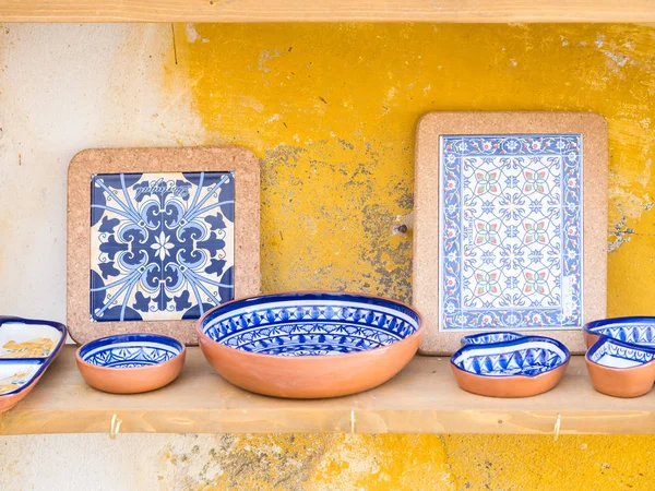Traditional Portuguese pottery — Stock Photo, Image