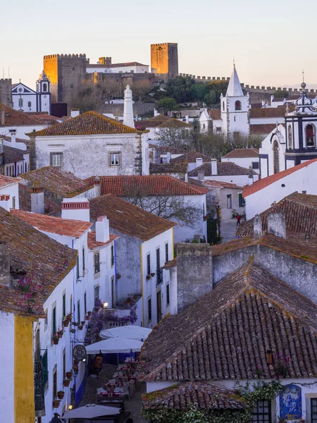 Paisaje urbano de Obidos al atardecer — Foto de Stock