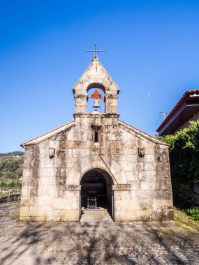 Vila de Marseille küçük kilisede 