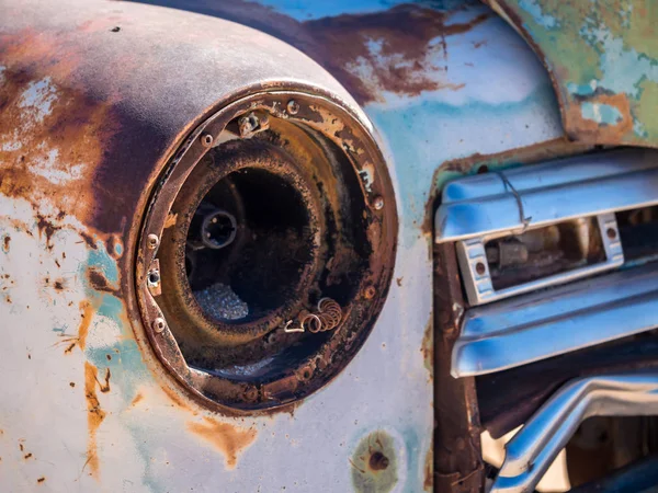 Oude auto wrak in de Namib woestijn — Stockfoto