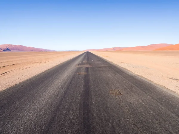 Strada nel parco nazionale Namib-Naukluft — Foto Stock