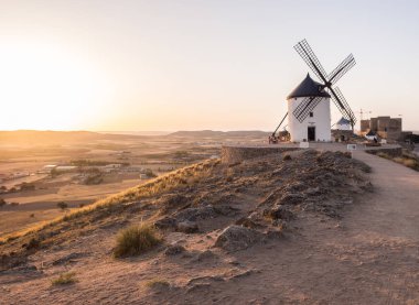 Consuegra yılında eski yel değirmenleri