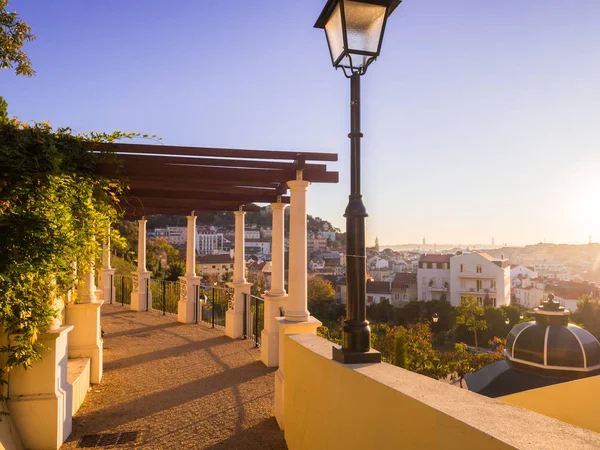 Jardim da Cerca da Graca i Lissabon — Stockfoto