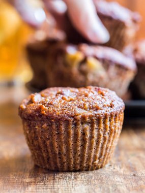Paleo muffins elma ile