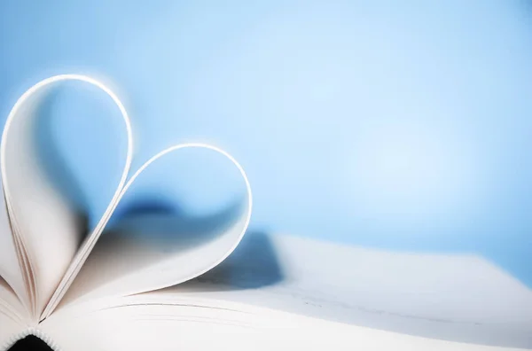 Pages Book Curved Heart Front Blue Background — Stock Photo, Image