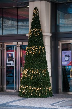 Noel ağacı alışveriş merkezi Palladium, Prague, Çek Cumhuriyeti, 24 Kasım 2017