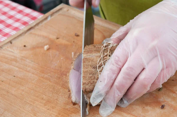 İçinde belgili tanımlık çarşı Merkezi, Prag, Çek Cumhuriyeti, 3 Şubat 2018, Aile içi ve organik gıda satan çiftçiler