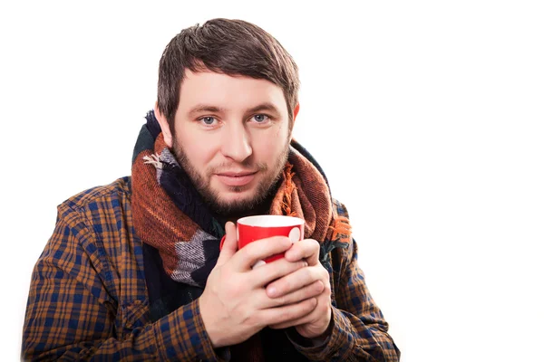 Homme ayant une tasse de thé sur fond blanc — Photo