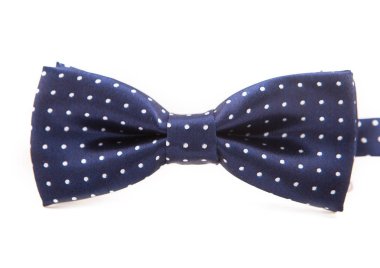 Beyaz arka plan, iş ruh hali üzerinde beyaz bezelye ile koyu mavi yay