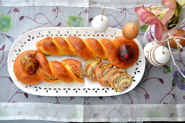 Home Baked Braided Sweet Bread Sliced White Plate Brioche Walnut — Stock Photo, Image