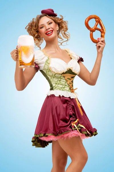 Hermosa sexy Oktoberfest camarera — Foto de Stock