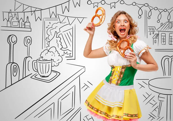 Oktoberfest woman wearing a traditional Bavarian clothes — Stock Photo, Image