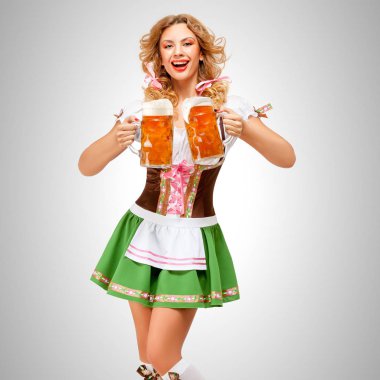 Oktoberfest kadın hizmet bira
