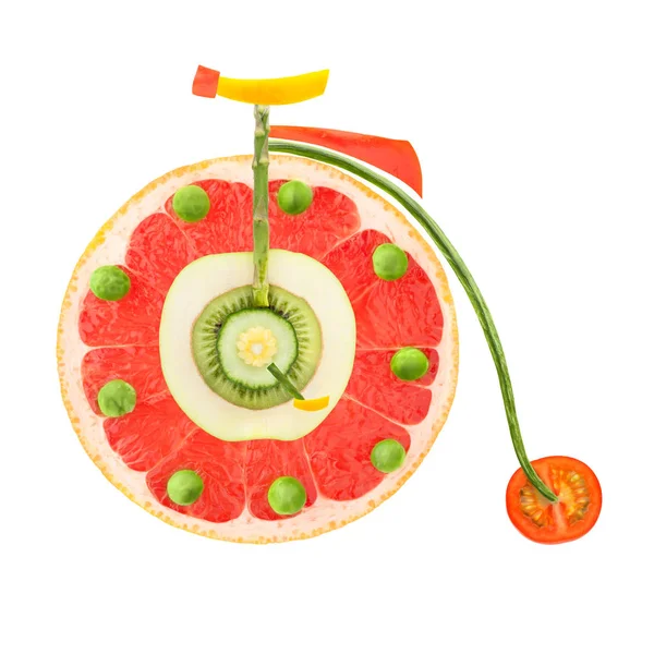 ビンテージ ペニー ファージング自転車の形の果物と野菜 — ストック写真