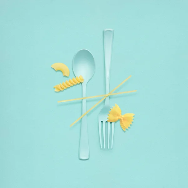 Creative Still Life Fork Spoon Lunchtime Raw Pasta Served — Stock Photo, Image