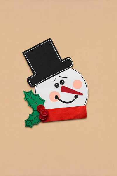Kreatywne Zdjęcie Wykonane Papieru Brązowym Tle Snowman — Zdjęcie stockowe