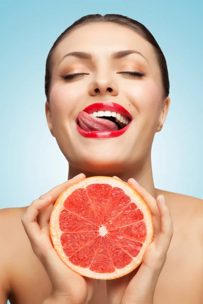 Creative Portrait Beautiful Girl Red Grapefruit Sexy Tongue — Stock Photo, Image