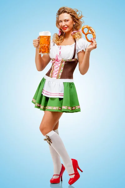 Mladá Sexy Oktoberfest Žena Nosí Dirndl Tradiční Bavorské Šaty Pózuje — Stock fotografie