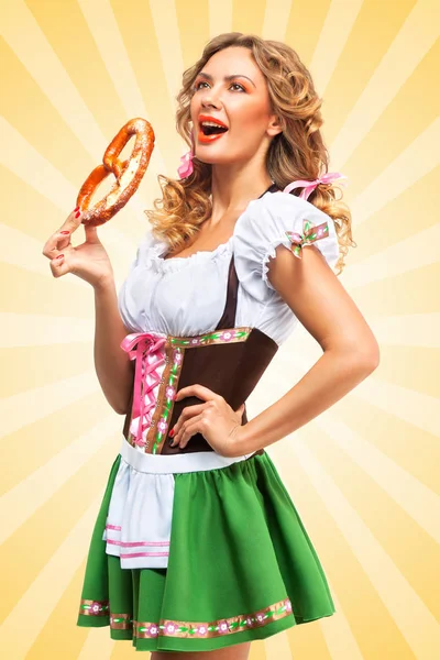 Mooie Sexy Oktoberfest Vrouw Dragen Een Traditionele Beierse Jurk Dirndl — Stockfoto