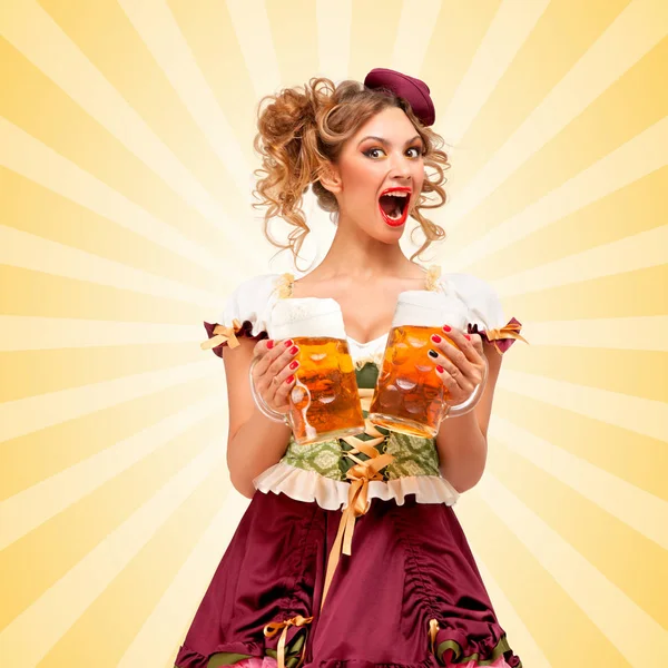 Mooie Geschokt Sexy Oktoberfest Serveerster Dragen Een Traditionele Beierse Jurk — Stockfoto