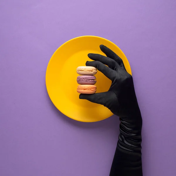 Creative Concept Photo Kitchenware Hand Painted Plate Food Purple Background — Stock Photo, Image