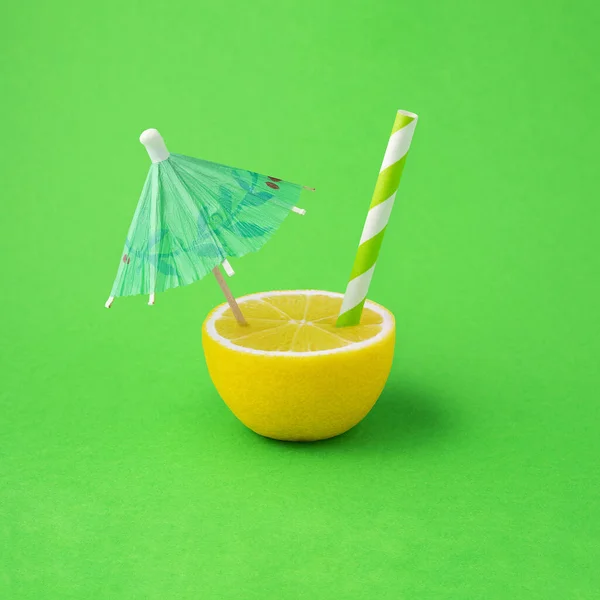 Creative Food Health Diet Concept Photo Lemon Drink Beverage Juice — Stock Photo, Image