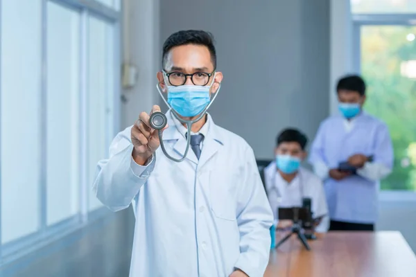 Saúde Asiática Conceito Médico Médico Medicina Usar Máscara Médica Com — Fotografia de Stock