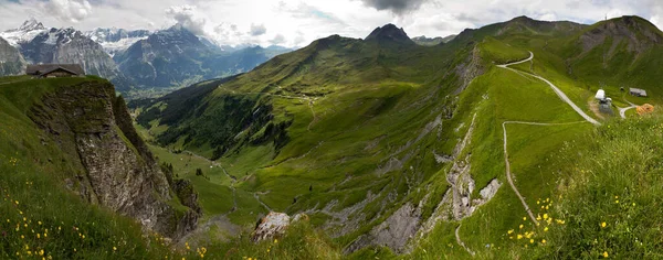 山の風景スイスはグリンデルヴァルトの上Jungfruを見て — ストック写真