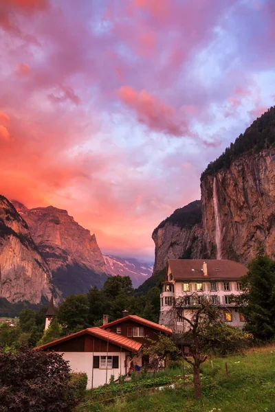 Montanhas Por Sol Nos Alpes Suíços — Fotografia de Stock