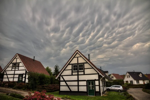 Mammatocumulus Dondert Wolken Prachtige Landhuizen Nederlanden — Stockfoto