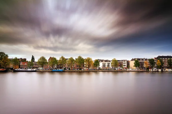 Amsterdams Grachtenhäuser Der Amstel Den Niederlanden — Stockfoto