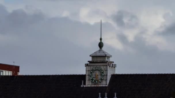 Superbe Time Lapse Full Zoomant Sur Une Horloge Immeuble Coucher — Video