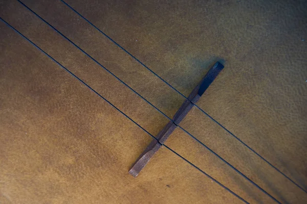 Фрагменты казахских национальных музыкальных инструментов — стоковое фото