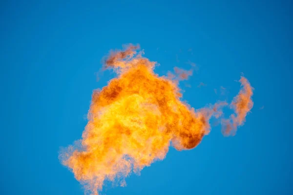 Combustion de gaz de pétrole associé — Photo