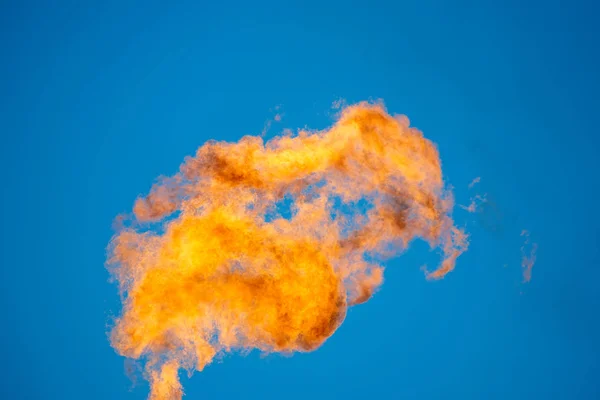 Combustion de gaz de pétrole associé — Photo