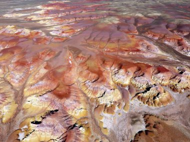 Renkli dağlar Akzhar