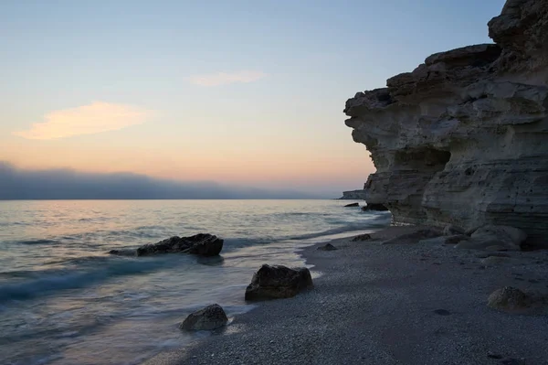 Hazar Denizi kıyısında