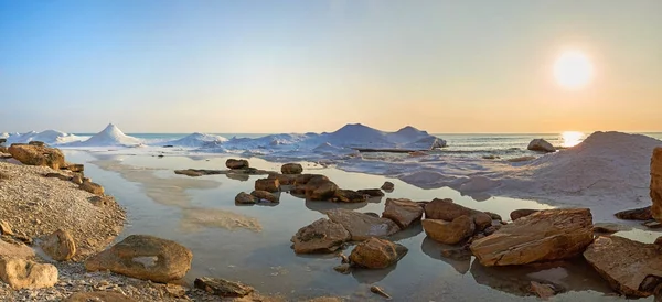 На березі Каспійського моря — стокове фото