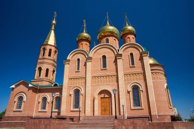 Ortodoks Kilisesi. Ortodoks Kilisesi binaların mimari stilleri kilise mimarileri arasında farklı ve tanınabilir bir ailenin teşkil eder..